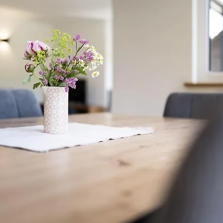 Kalvarienberg Apartment *