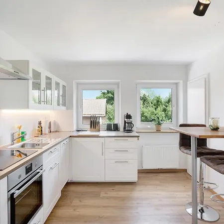 Kalvarienberg Apartment *